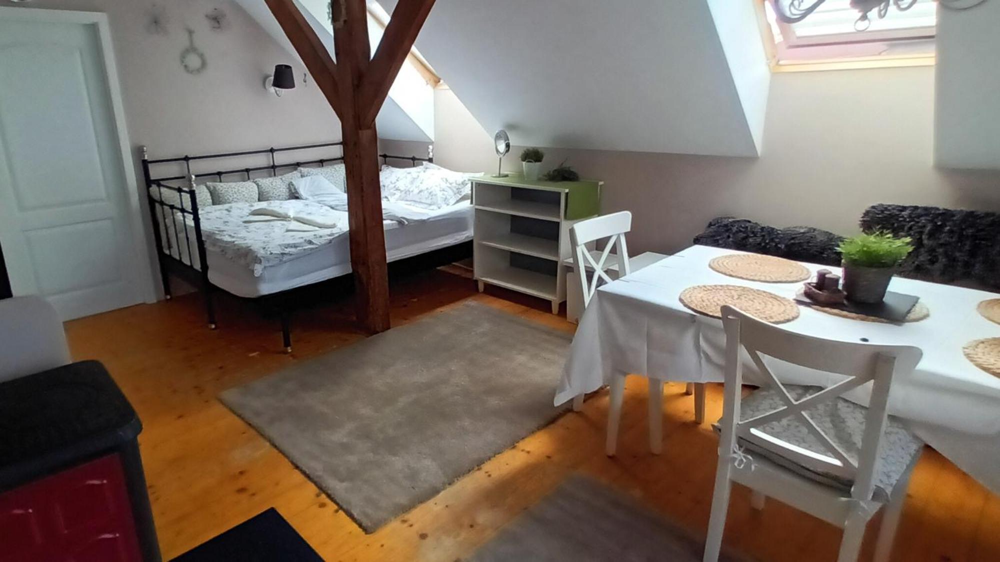 Apartmany Pod Putimskou Branou Pisek  Exterior photo